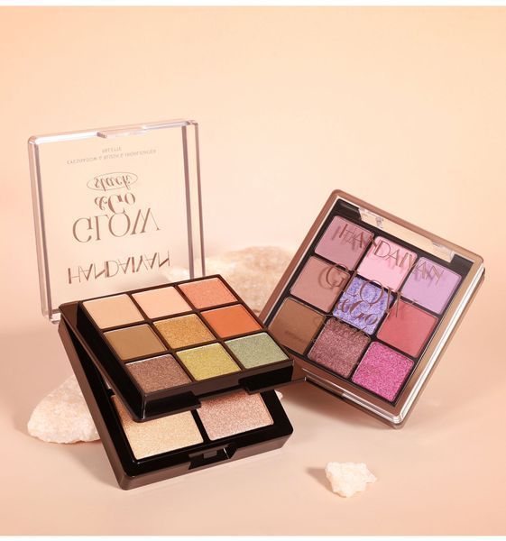 Палетка теней для век, румян и хайлайтера Handaiyan Glow&Go Stack Eyeshadow Blush Highlighter 3 in 1 Palette 02 01153 фото